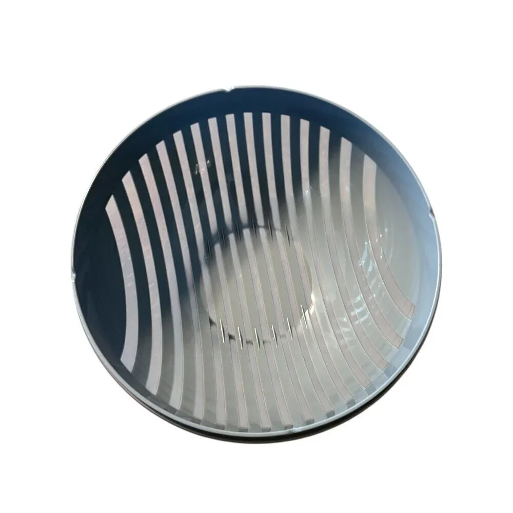 Pampered Chef Salad Cutting Bowl Storage Bowl With Lid & Compartments Unused